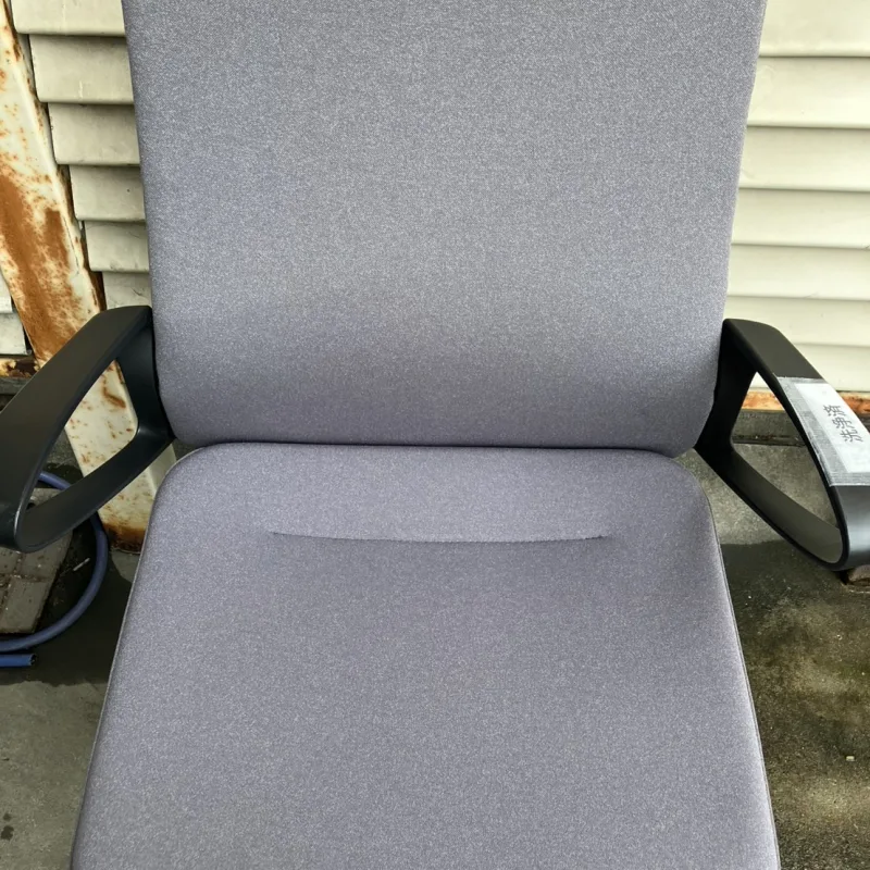 チェアの汚れクリーニング｜高品質　15脚洗浄