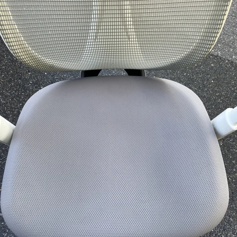 汚れ除去｜ていねい作業　コーヒーのシミ汚れ