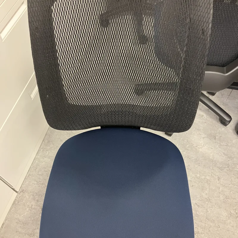 イトーキ　コルト