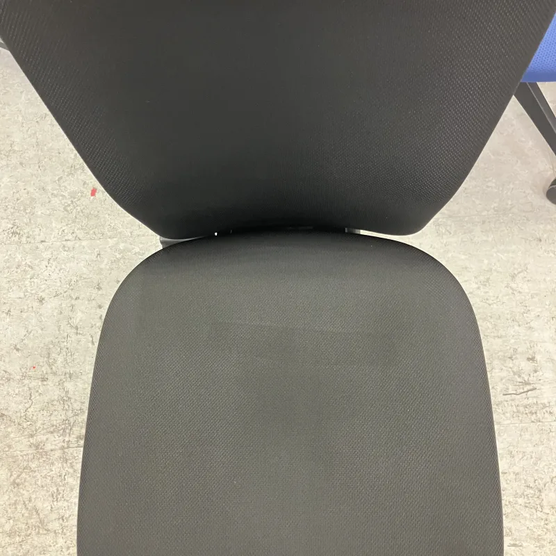 オカムラ　カロッツサ