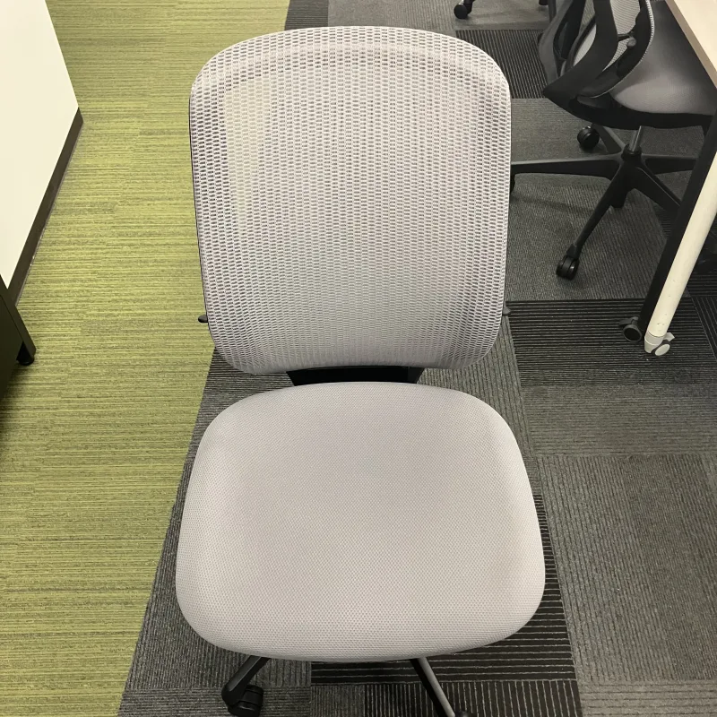 チェア座面の汚れ除去