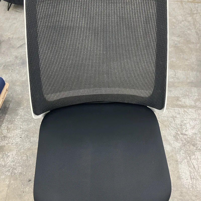 イトーキ　ノナチェア