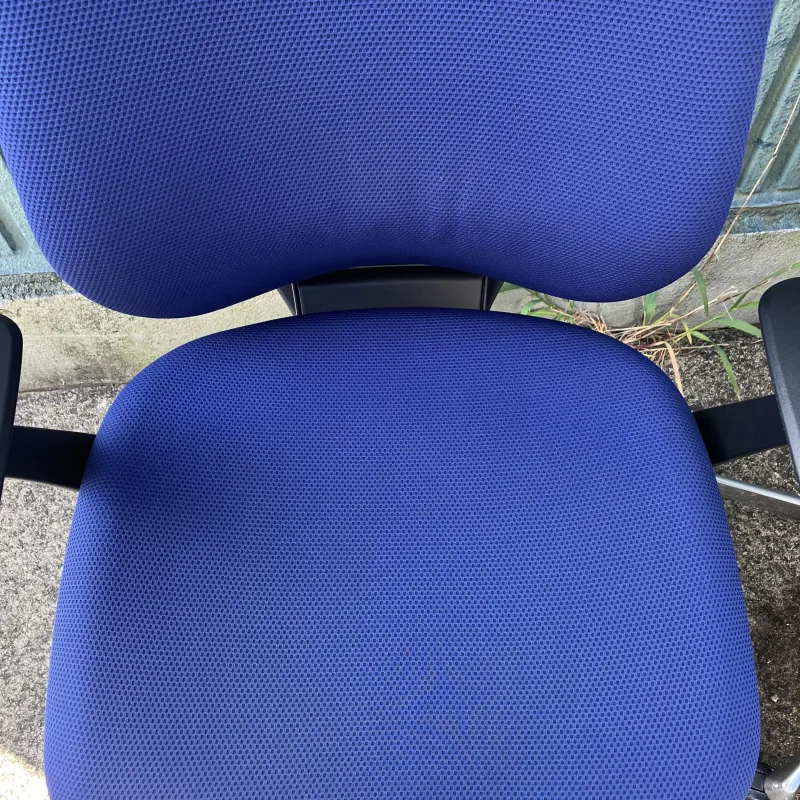 チェアの汚れ除去｜短時間