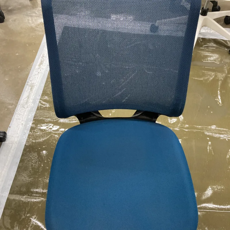 チェア座面の汚れ洗浄