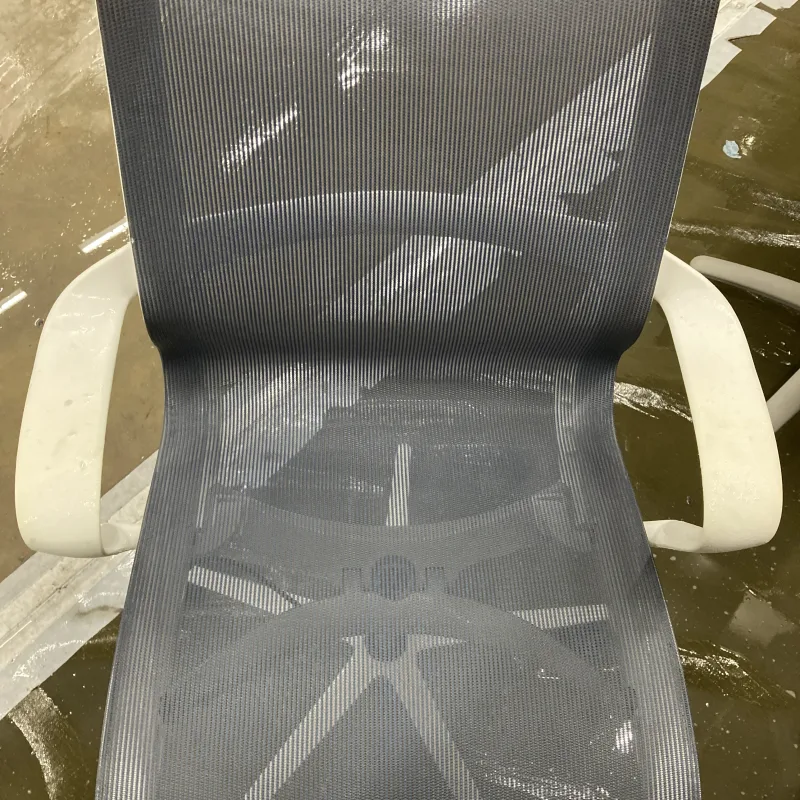 千葉県 柏市 Herman Miller Sayl OAチェアのHerman Miller Setuの大規模定期洗浄で黒ずみを軽減 クリーニング後