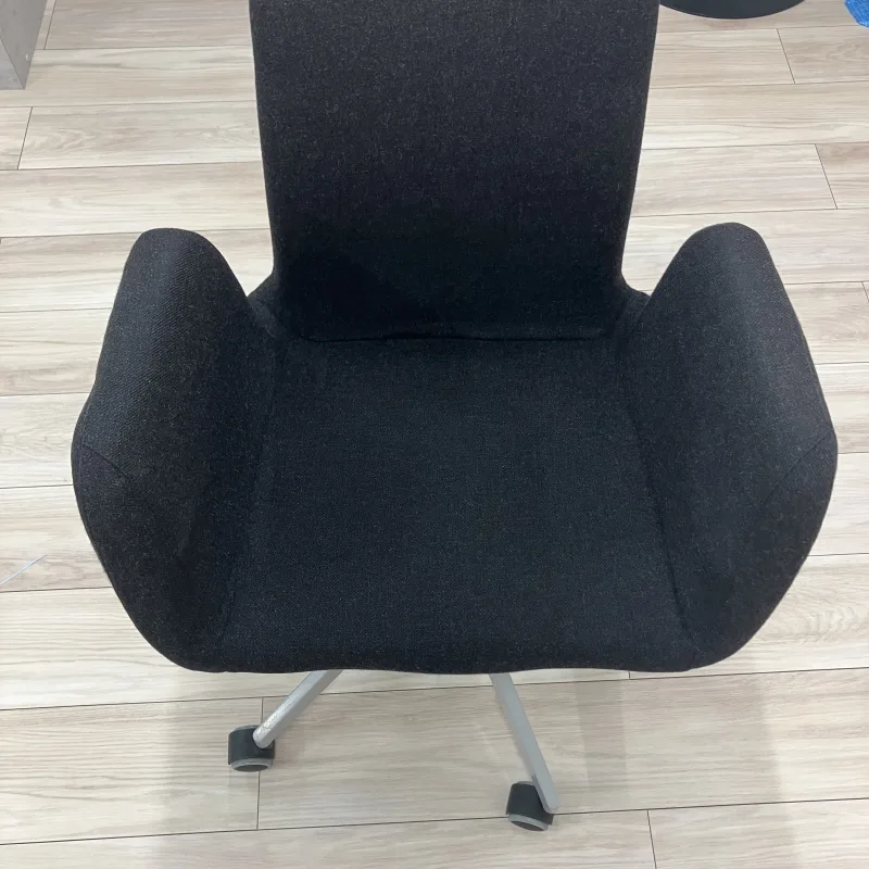 大阪府大阪市北区 IKEA PATRIK OAチェアのオフィスチェアクリーニング後（主な汚れ: 手垢汚れ）